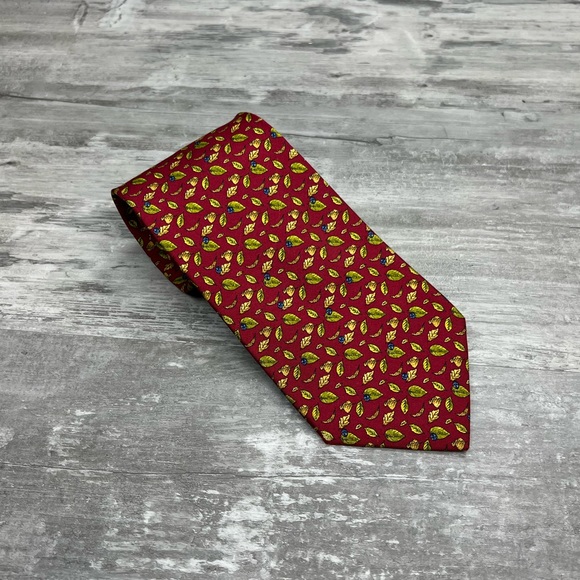 Brooks Brothers Red w/ Green Leaf Pattern Silk Tie - Picture 1 of 4